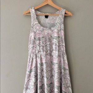 Hot topic disney dress